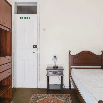 Rent this 4 bed apartment on Kebabway in Rua da Beneficência, 1600-093 Lisbon
