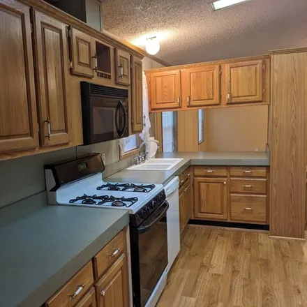 Buy this studio apartment on 3623 Cottonwood Drive in Arlington Heights, Springfield
