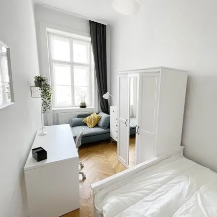 Rent this 1 bed room on Bao panda in Kreuzgasse 12, 1180 Vienna