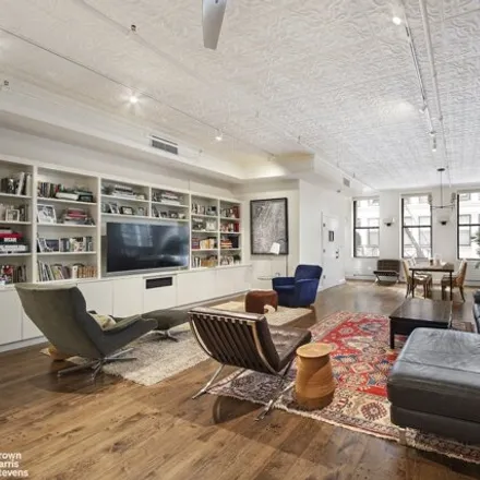 Buy this studio apartment on 44 Walker Street in New York, NY 10013