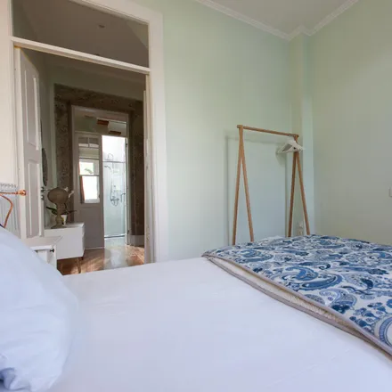 Rent this 3 bed apartment on Via de Cintura Interna in 4350-315 Porto, Portugal