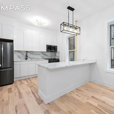 Image 3 - 1390 Pacific Street, New York, NY 11216, USA - Apartment for sale