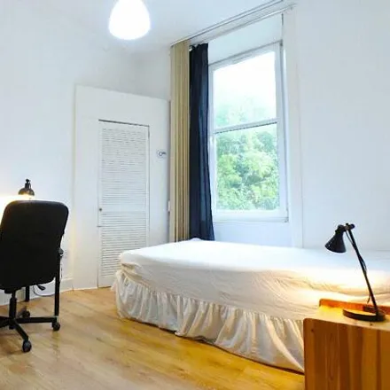 Image 4 - Ardgowan Terrace, Radnor Street, Glasgow, G3 7UB, United Kingdom - Apartment for rent