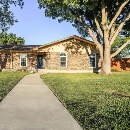 Buy this 4 bed house on 1157 Little Street in Goldthwaite, TX 76844