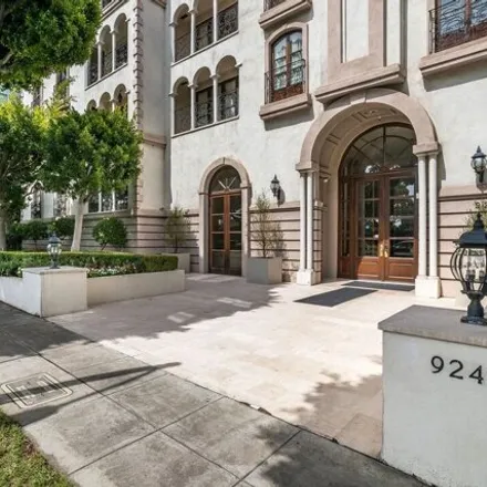 Rent this 2 bed condo on 9249 Burton Way in Beverly Hills, CA 90211