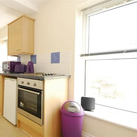 Rent this studio apartment on 7 Prospect Street in Plymouth, PL4 8NX