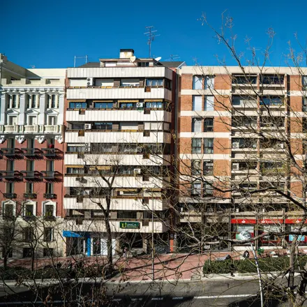 Image 6 - Calle de Luchana, 38, 28010 Madrid, Spain - Room for rent