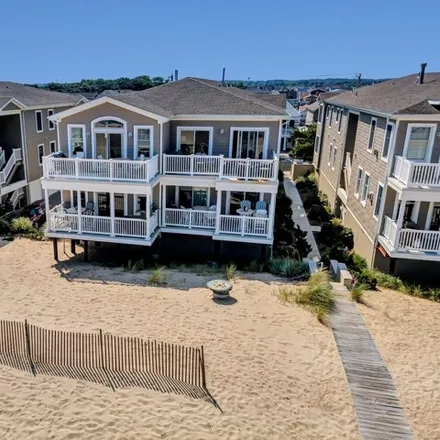 Rent this 3 bed condo on Leggetts in 1st Avenue, Manasquan