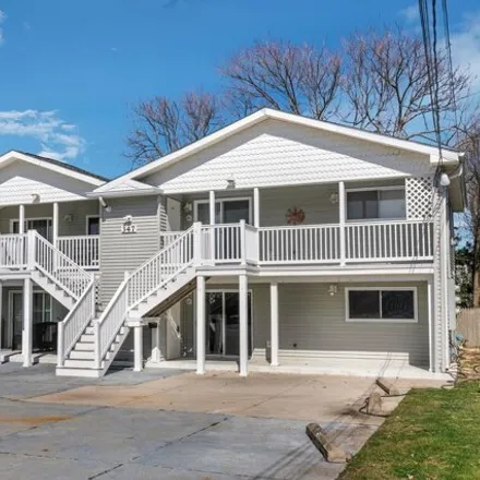 Buy this 2 bed condo on 2098 Surf Avenue in North Wildwood, Cape May County