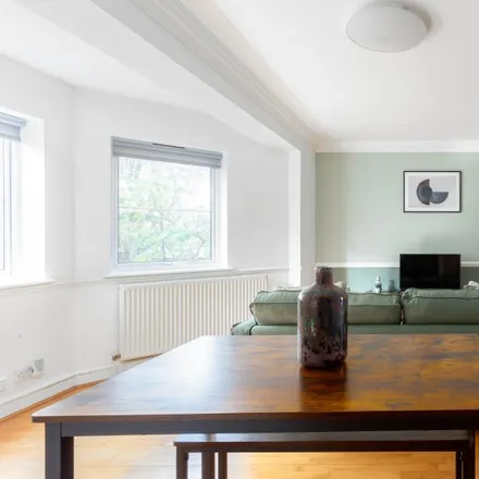 Rent this 2 bed apartment on 15 Girdlers Road in London, W14 0PS