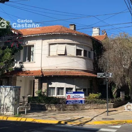 Buy this 3 bed house on Avenida Maipú 1231 in Vicente López, B1602 ABO Vicente López