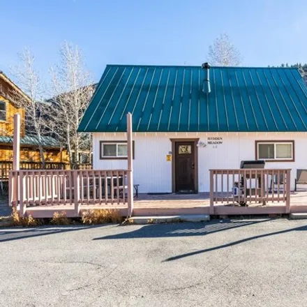 Image 2 - 30 Raymond Avenue, June Lake, Mono County, CA 93529, USA - House for sale