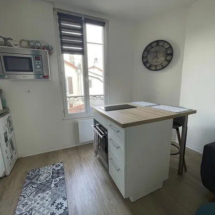 Rent this 2 bed apartment on 31 bis Avenue Pierre Semard in 95250 Beauchamp, France