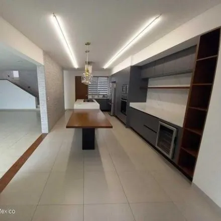Rent this 3 bed house on Avenida Lago de Pátzcuaro in 76100 Juriquilla, QUE