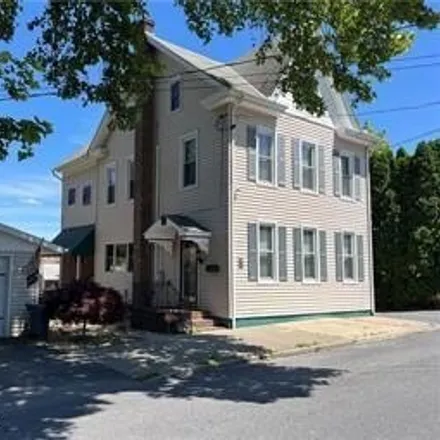 Buy this 4 bed house on 104 East Washington Street in Slatington, Lehigh County