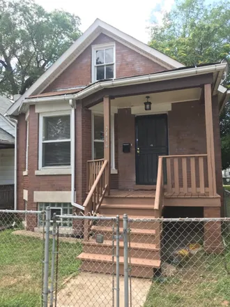 Buy this 3 bed house on 7416 South Maryland Avenue in Chicago, IL 60619