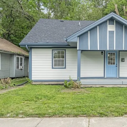 Image 1 - 4709 Guilford Avenue, Indianapolis, IN 46205, USA - House for sale