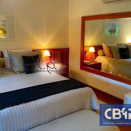 Buy this 1 bed apartment on Estrada União e Indústria in Cascatinha, Região Geográfica Intermediária de Petrópolis - RJ
