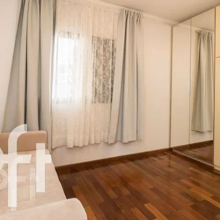 Buy this 3 bed apartment on Rua Doutor Messuti in Vila Bastos, Santo André - SP