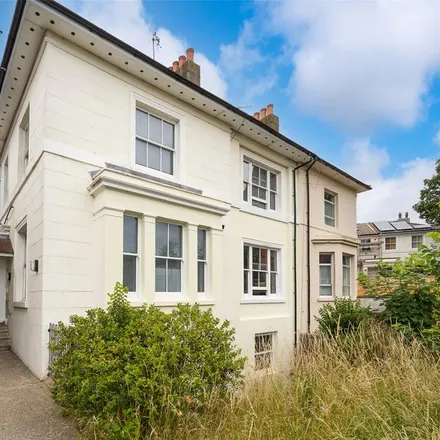Rent this 6 bed duplex on Premier in Lewes Road, Brighton