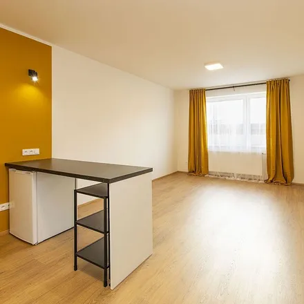Image 4 - Smilova 2936, 530 02 Pardubice, Czechia - Apartment for rent