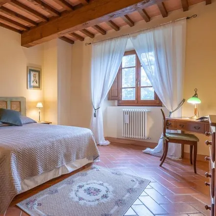 Rent this 2 bed house on Figline Valdarno in Via della Vetreria, 50063 Figline Valdarno FI