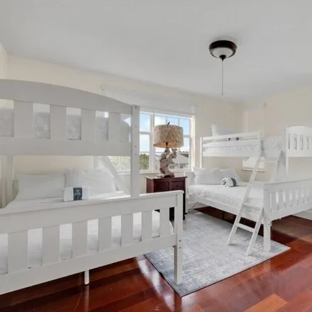 Rent this 5 bed apartment on Islamorada