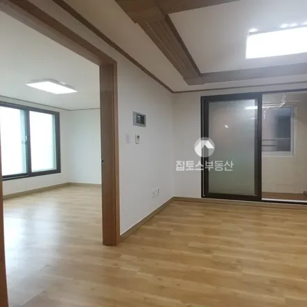 Image 2 - 서울특별시 송파구 잠실동 309-5 - Apartment for rent