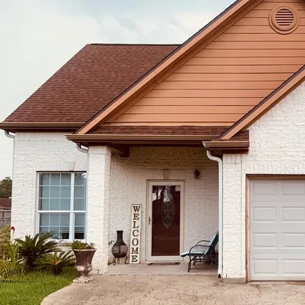 Buy this 3 bed house on 5012 Sassafras Lane in Rosedale, Beaumont