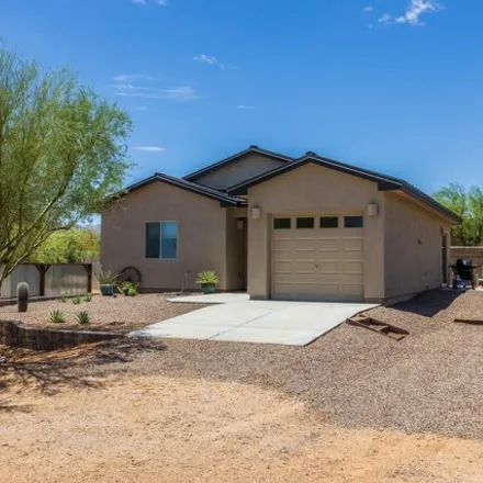Rent this 2 bed house on East Red Bird Road in Maricopa County, AZ