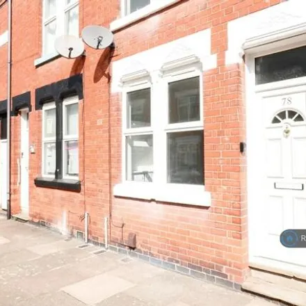 Rent this 3 bed townhouse on Walton Street in Leicester, LE3 0DH