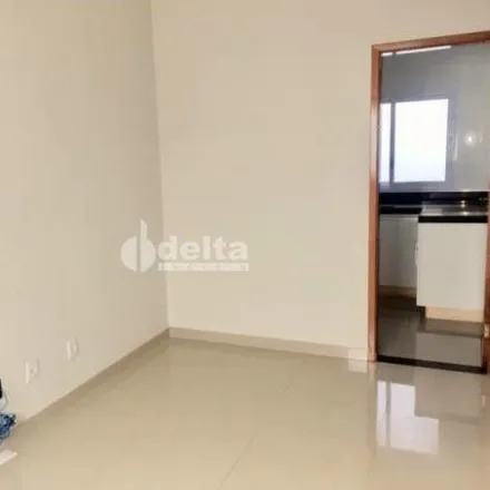Buy this 2 bed apartment on Rua Maria José Durães in Alto Umuarama, Uberlândia - MG