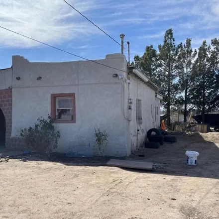 Buy this 3 bed house on 422 Poplar Avenue in Las Cruces, NM 88001