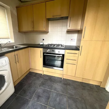 Image 3 - Icknield Way, Letchworth, SG6 4AW, United Kingdom - Apartment for rent