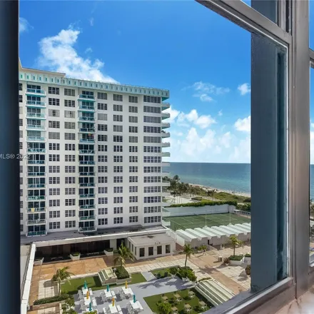 Image 8 - Crystal House Condominiums, 5055 Collins Avenue, Miami Beach, FL 33140, USA - Condo for rent