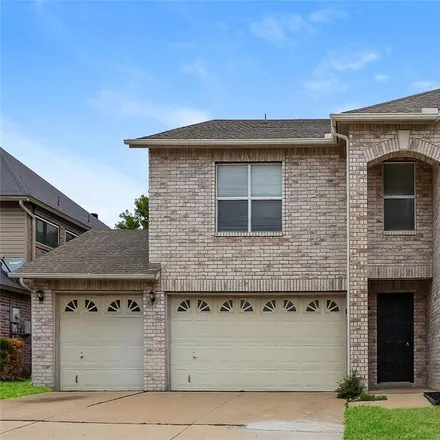Rent this 4 bed house on 203 Mentor Drive in Arlington, TX 76002