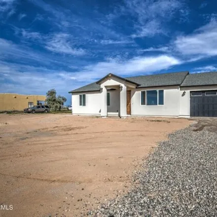 Buy this 4 bed house on 2260 South 370th Avenue in Maricopa County, AZ 85354