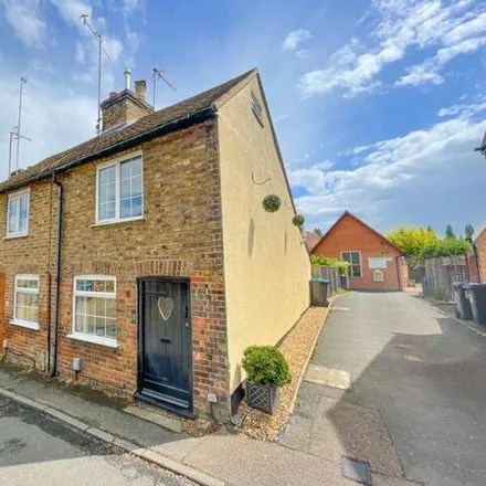 Buy this 1 bed house on Bell Lane in Berkhamsted, Hertfordshire