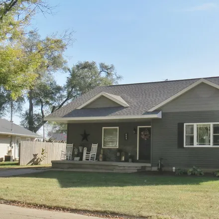 Buy this 3 bed house on 907 Kathey Drive in Maquoketa, IA 52060