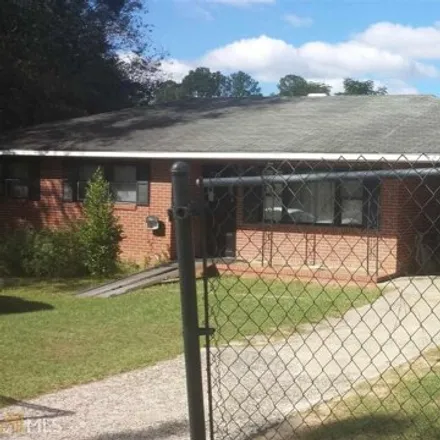 Buy this 3 bed house on 2780 Bob O Link Dr in Macon, Georgia