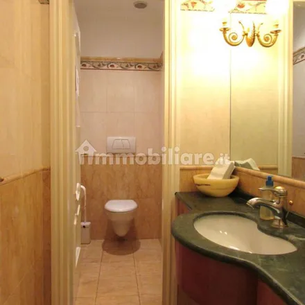 Image 4 - ENEL, Viale Regina Margherita, 00198 Rome RM, Italy - Apartment for rent