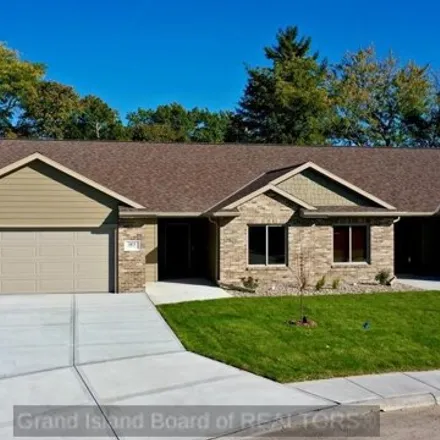 Buy this 2 bed house on 1811 Del Mar Avenue in Parkview, Grand Island