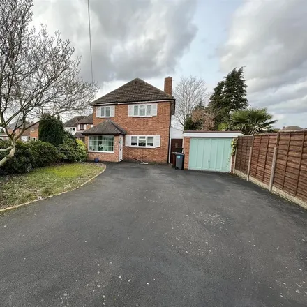 Rent this 3 bed house on Loxley Avenue in Haslucks Green, B90 2QL