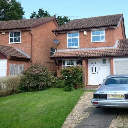 Buy this 3 bed house on 6 Bullfinch Close in West Totton, SO40 8UW