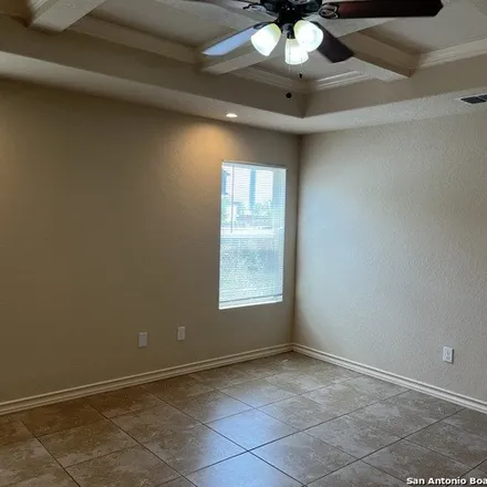 Image 4 - 9608 Ed Wiseman Trail, San Antonio, TX 78251, USA - Duplex for rent