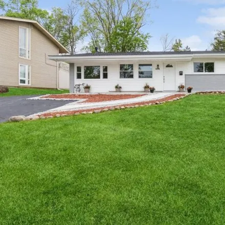 Buy this 4 bed house on 1450 Dennison Road in Hoffman Estates, Schaumburg Township