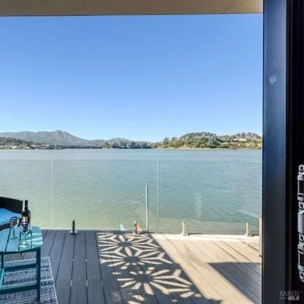 Image 5 - "6 ½", Mill Valley - Sausalito Path, Marin City, Marin City, CA 94965, USA - Apartment for sale