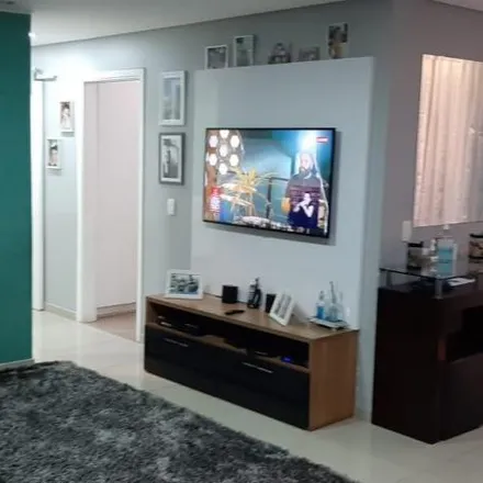 Rent this 3 bed apartment on Rua Vito Pedro Dell'Antonia in Bairro da Matriz, Mauá - SP