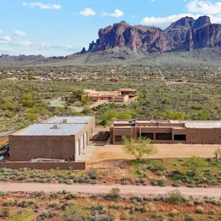 Buy this 6 bed house on Twenty Stamp Mill in North Apache Trail, Apache Junction