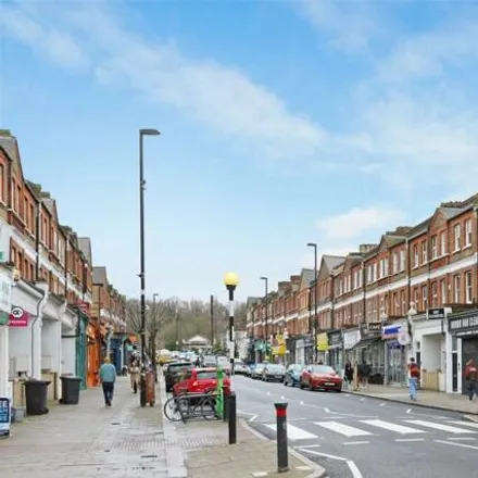 Image 4 - Brockley Rise, Honor Oak Park, London, SE23 1DZ, United Kingdom - Apartment for sale